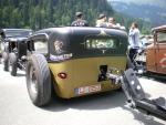 Hangar Rockin 32