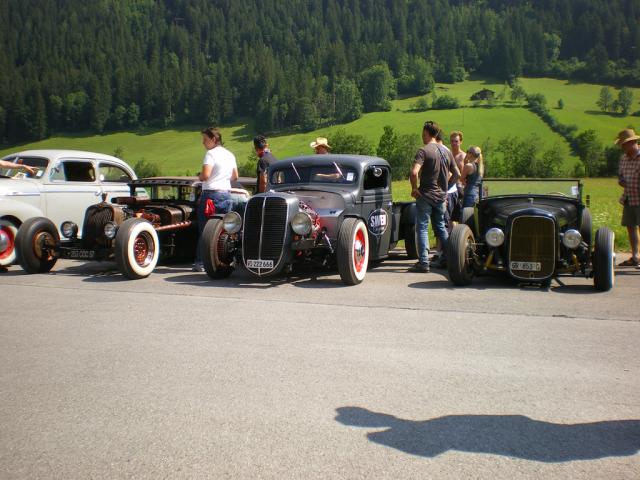 Hangar Rockin 8