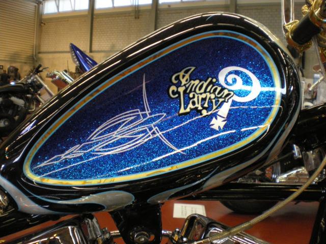Indian Larry  Gaz Tank