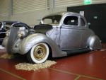 no paint all steel !!!!!!!!!!!!!!!!